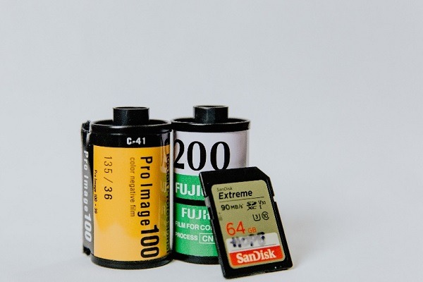 Kodak และ Fujifilm