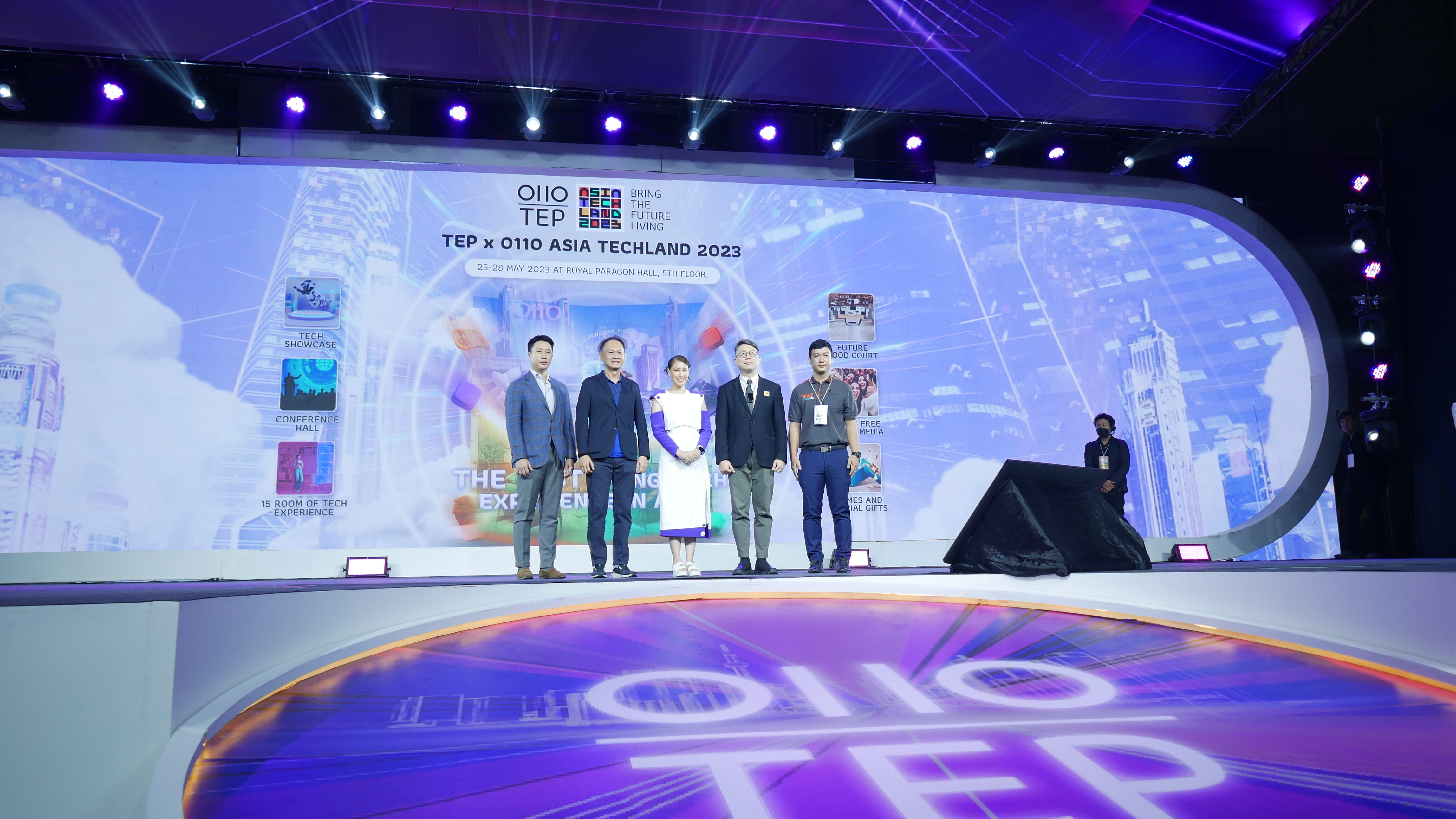 AppliCAD โชว์นวัตกรรมสุดล้ำ หุ่นยนต์บาร์เทนเดอร์ “Robotendy” ในงาน “TEP x OIIO”